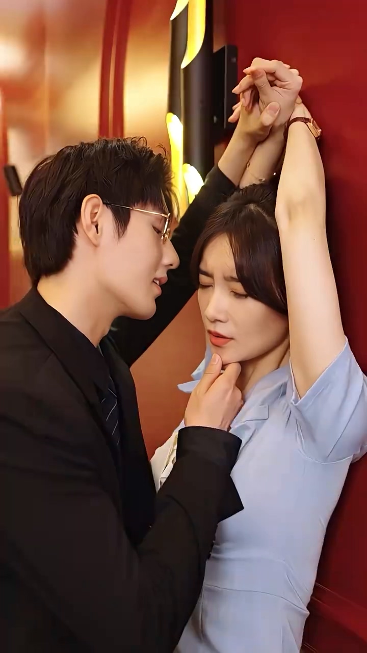 禁欲大佬他沦陷了 第04集